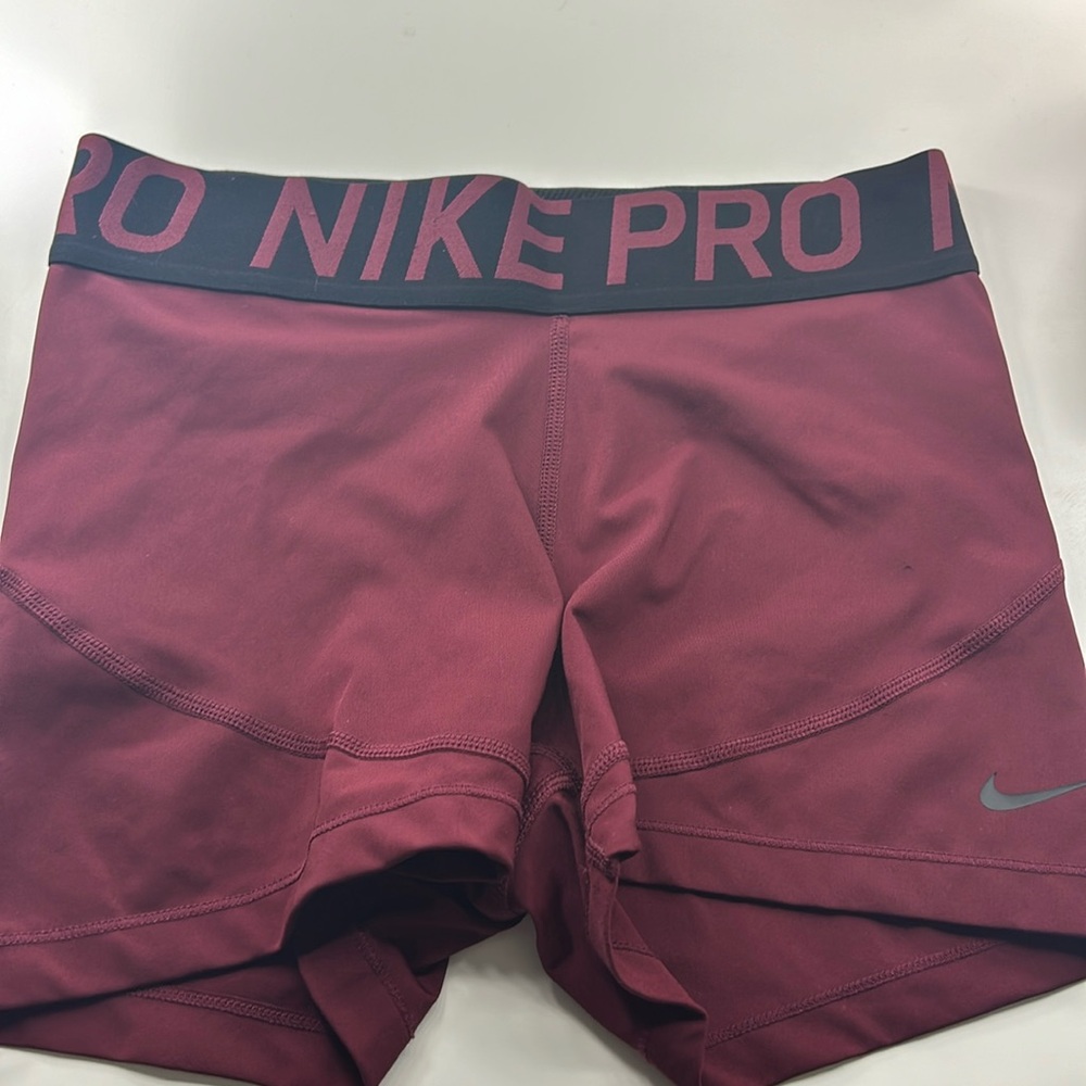 Nike Pro Shorts Medium Maroon